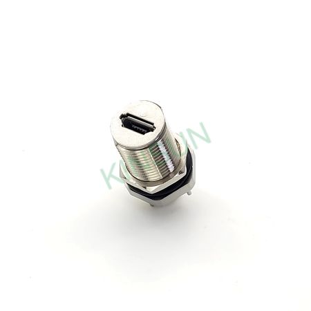 M12 vodotesni mikro USB priključek - M12 vodotesni mikro USB_pogled od spredaj